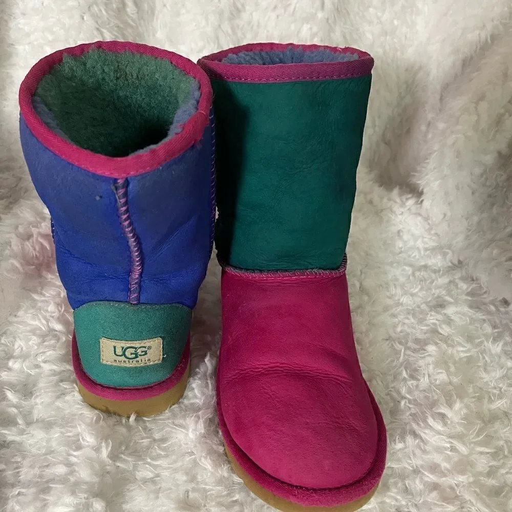 UGG Australia  youth Tri color block hot pink,teal green and purple Size…